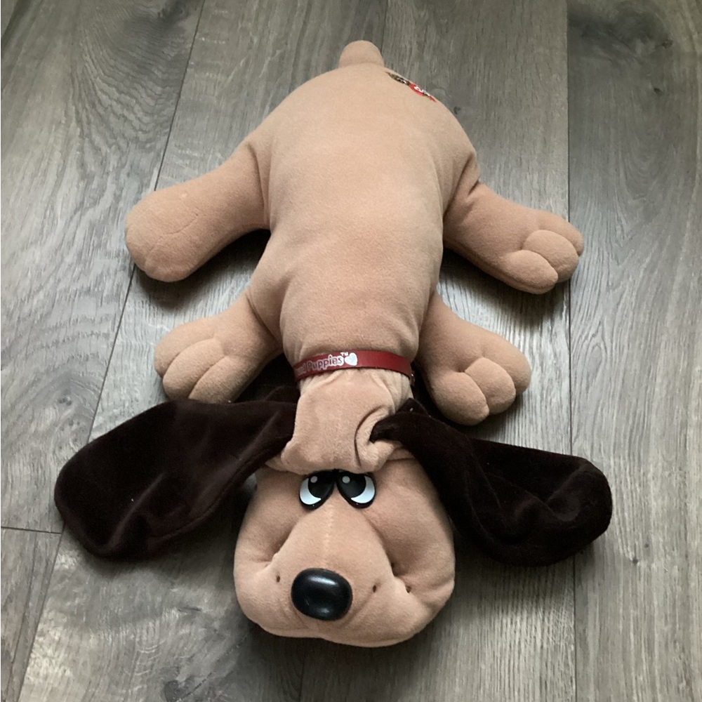 Pound puppy vintage 1985 classic 18 inch brown plush with collar